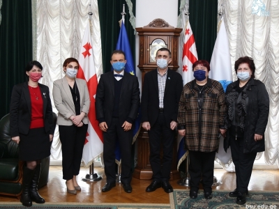 გადიდება სურათი