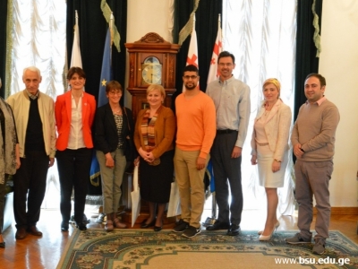 გადიდება სურათი